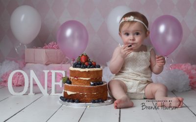 Cake smash photographer in Rugeley ~ Clara