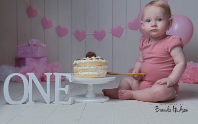 Cake smash photos in Rugeley ~ Lottie  Belle