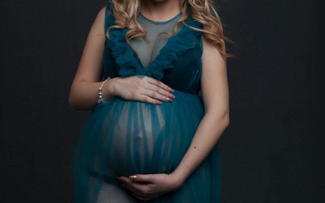 Maternity photos ~ Rugeley ~ Cortney