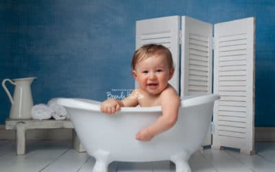 Cake smash photographer in Rugeley ~ Freddie