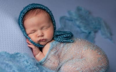 Newborn photographer based in Rugeley